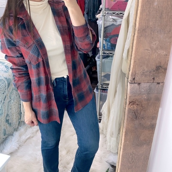 Wrangler red plaid button up shirt size medium - Picture 1 of 8